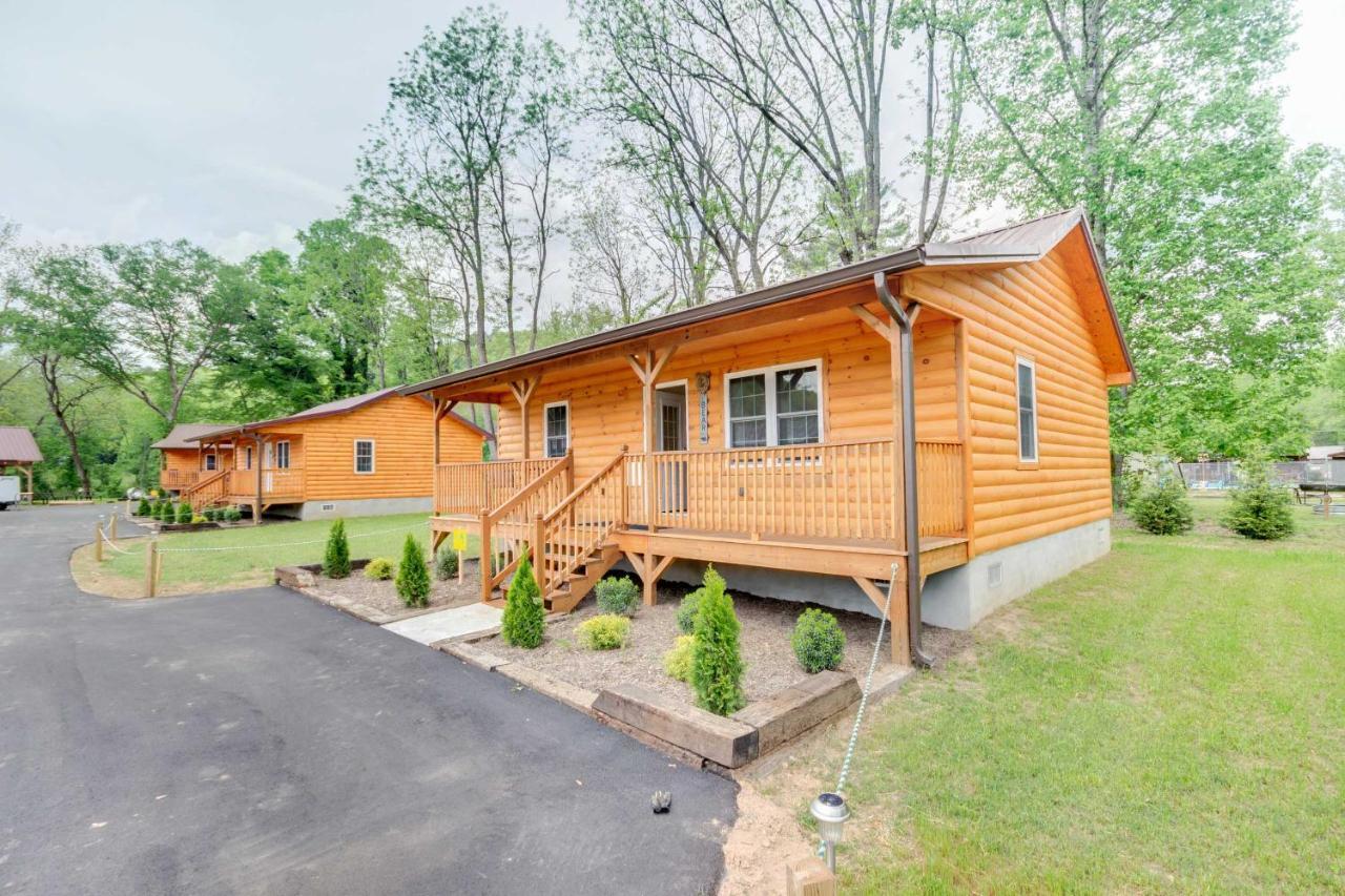 Bears Den Cabin With Porch About 5 Mi To Bryson City! Exteriér fotografie
