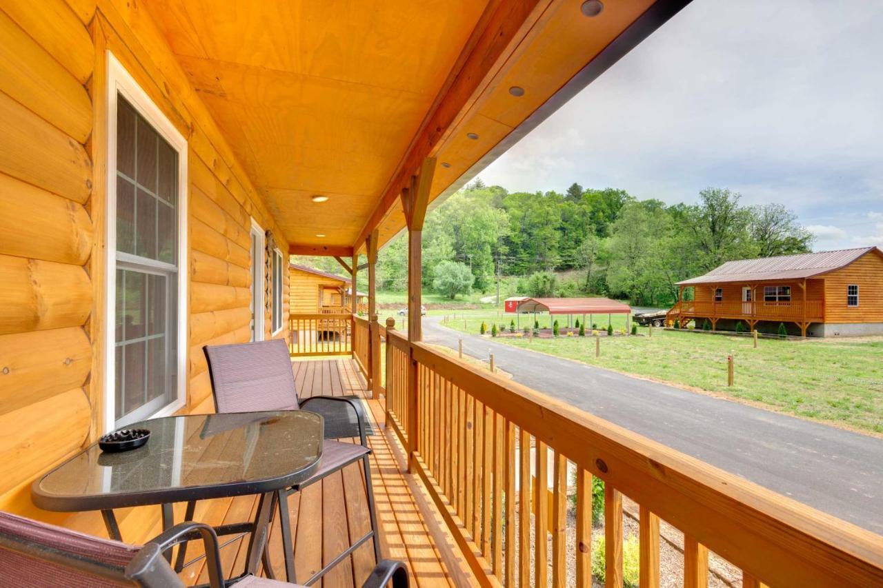 Bears Den Cabin With Porch About 5 Mi To Bryson City! Exteriér fotografie